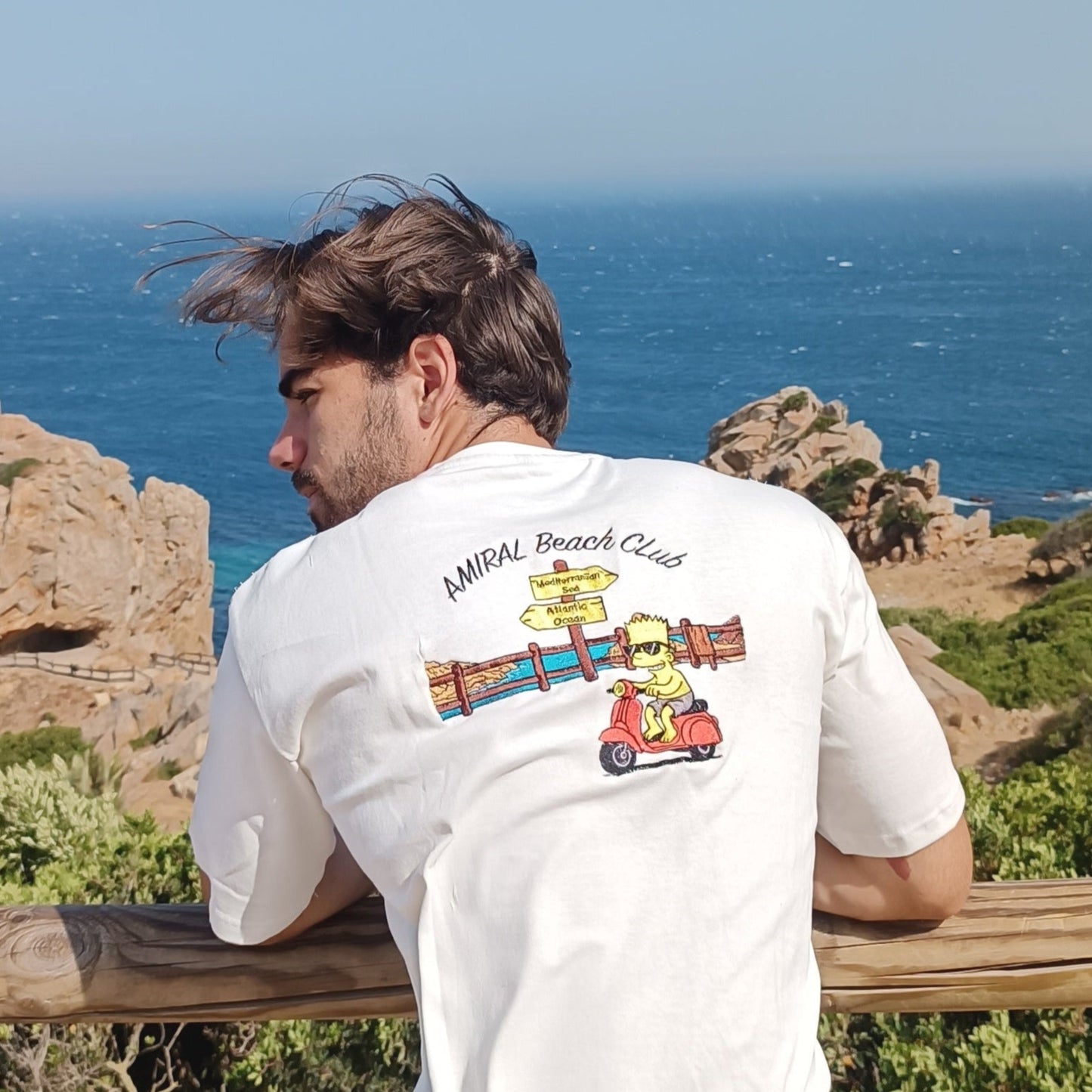 T-shirt Standard Amiral Beach Club | Brodé